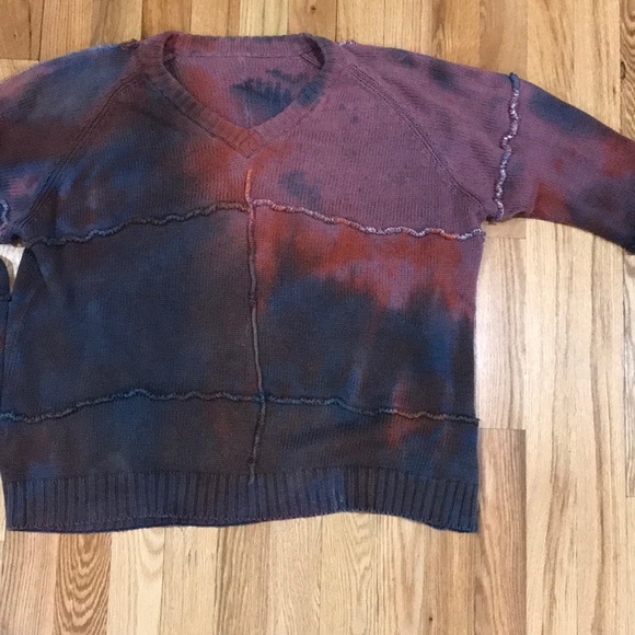 Funky sweater - Picture 2 of 6